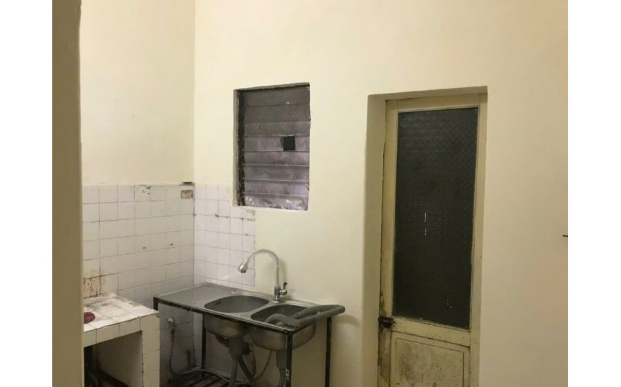 Cho thuê nhà ở HỘ GIA ĐÌNH Phố Nguyễn Cao, DT 50m2 - 2tầng Giá 8 triệu